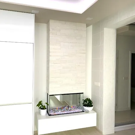 Die Eleganz - Apartment Near The City Center With Free Parking Bratislava Exterior photo