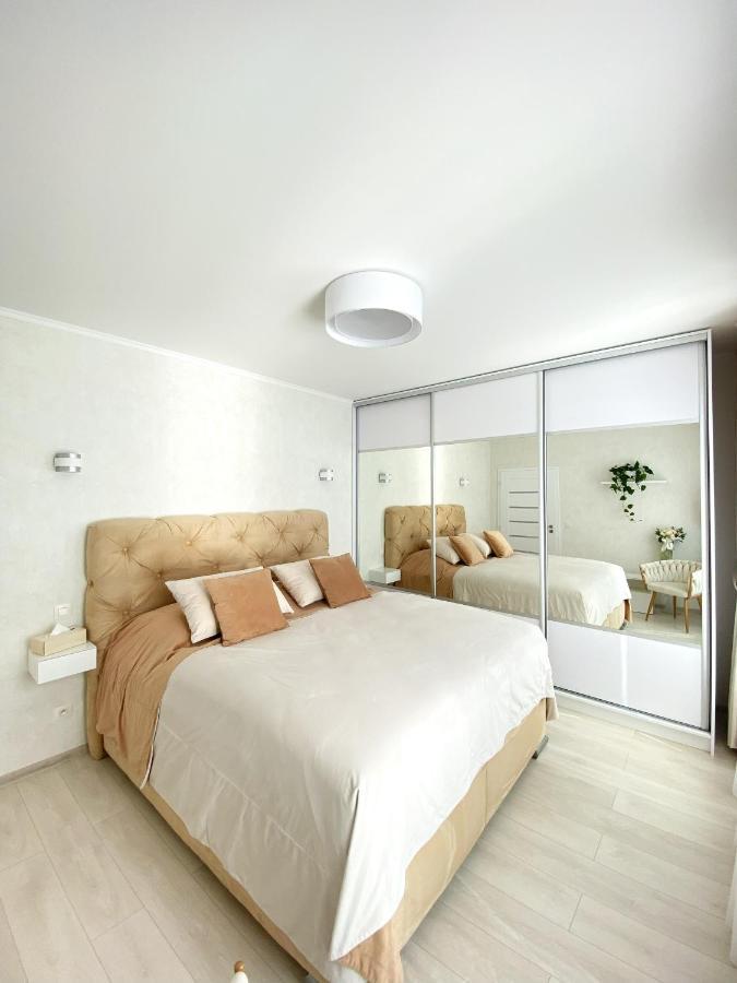 Eleganz - Near The Center With Free Parking *